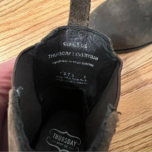 Thursday Boot Company Duchess Chelsea Boots dark olive suede Women’s 6.5 - Picture 6 of 8